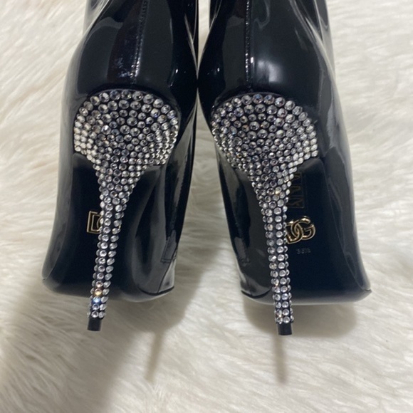 New Dolce & Gabbana Patent Leather ankle boots with fusible rhinestones size 36 - Picture 9 of 17